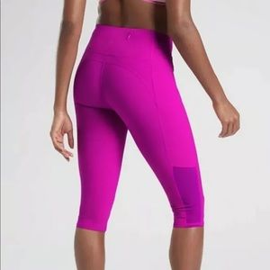 Athleta Dobby Action Crop - Fuchsia NWOT